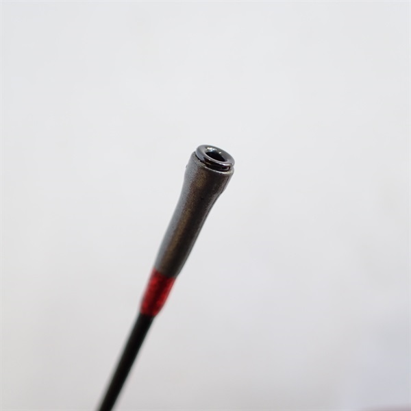 ２４エメラルダスストイストＲＴ ＩＬ８４ＭＬＭ